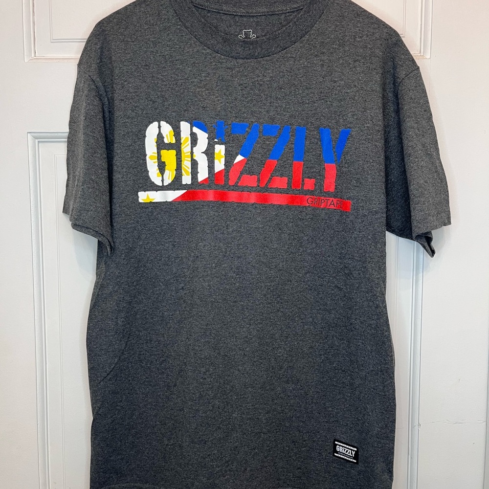 Grizzly Men's Gray Graphic T-Shirt